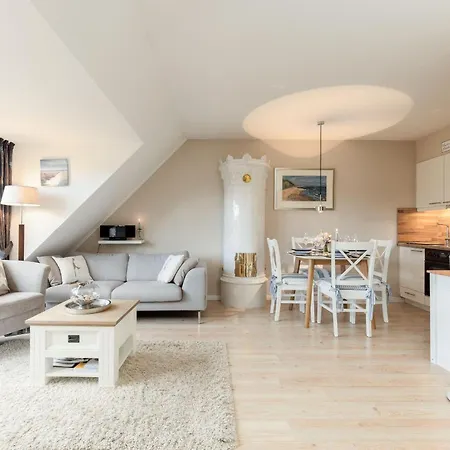 Tunghoern-hues-1-og-wohnung-08