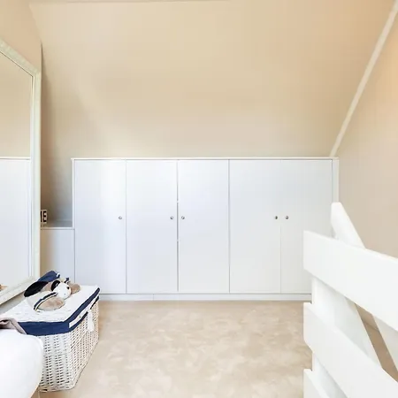 Апартаменты Tunghoern-hues-1-og-wohnung-08 Кайтум